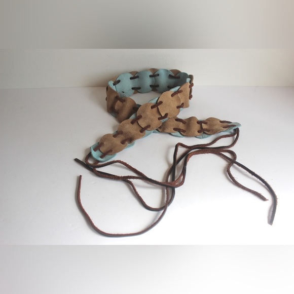 Vintage Wide Tan and Blue Suede Leather Tie Belt with Long Fringe Reversible S M - Picture 6 of 9